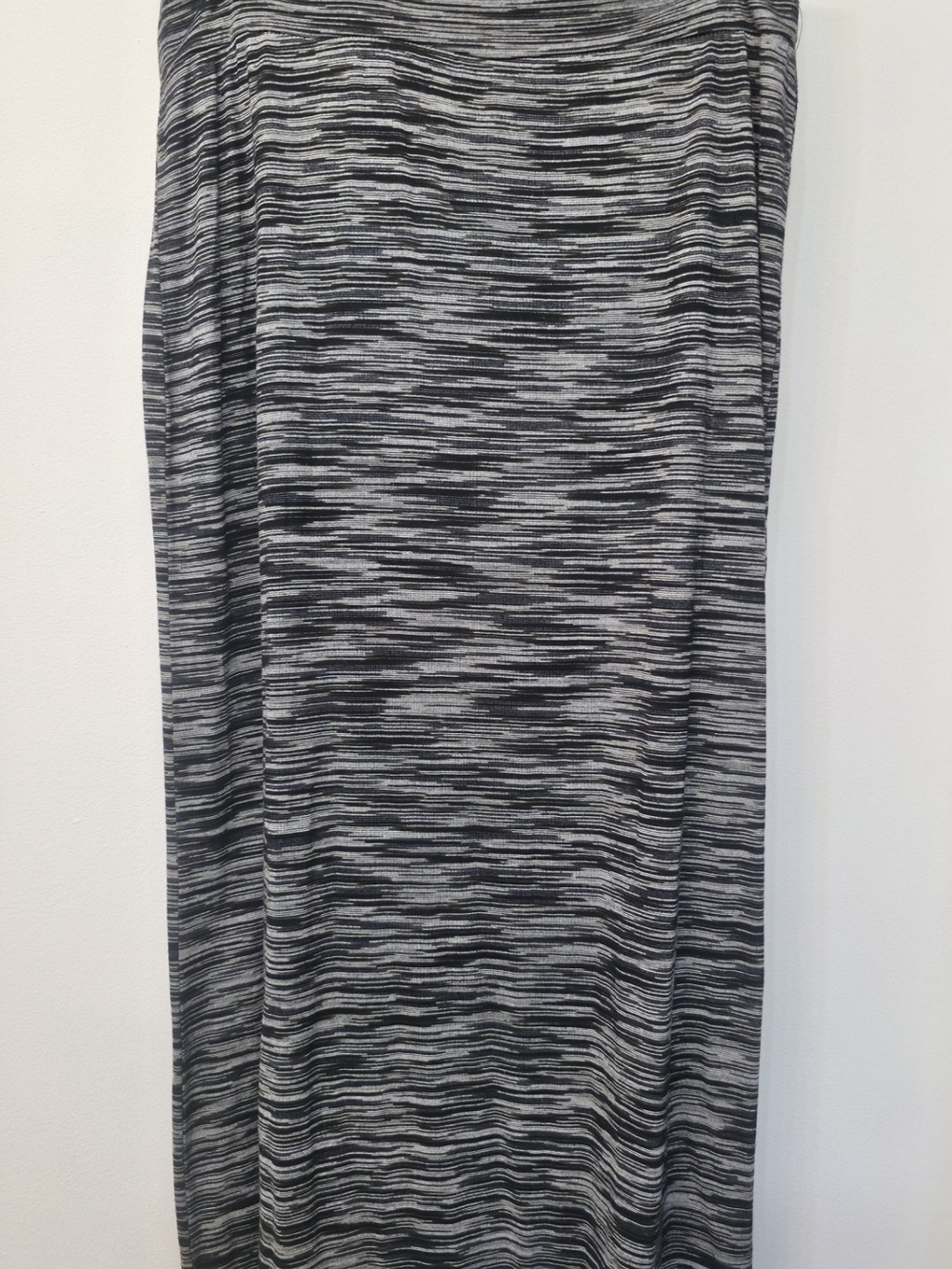 AB Studio Black & Gray Space-Dye Maxi Skirt